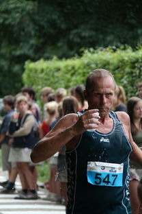 开云app-挪威田径运动员夺得马拉松金牌 第4张